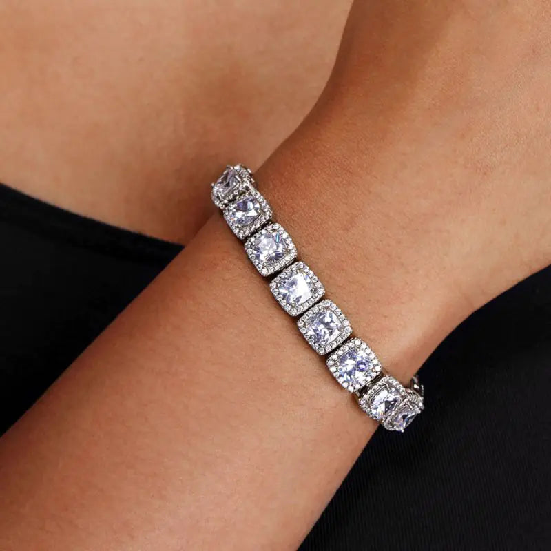 18K White Gold Bracelet