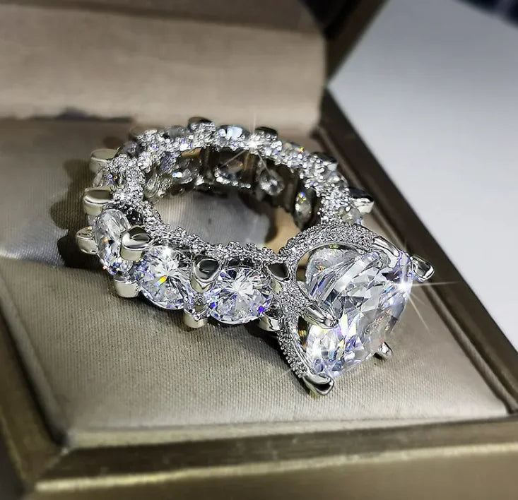 Luxury Ring